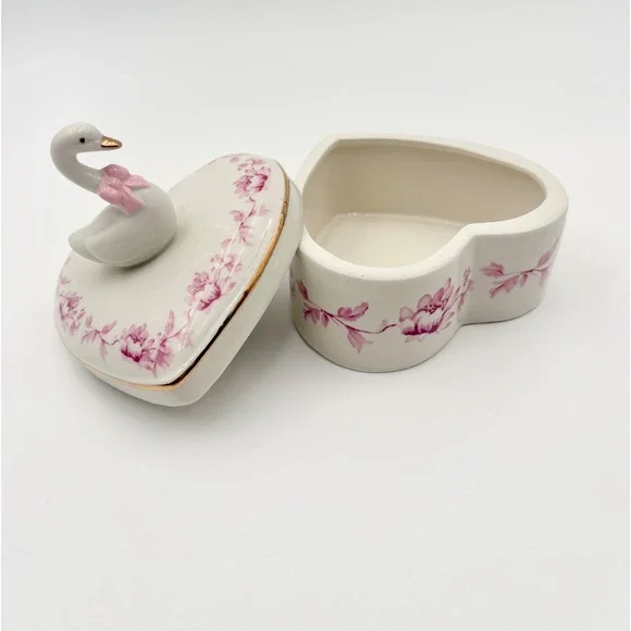 Heart Shaped Ceramic Trinket Box Swan Figurine Pink Floral Gold Trim Cottagecore - Picture 3 of 8